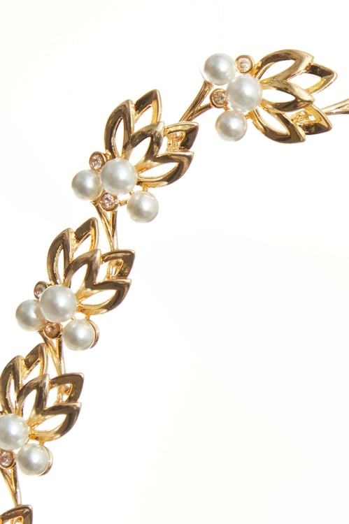 Pearl Detail Floral Necklace,Necklaces