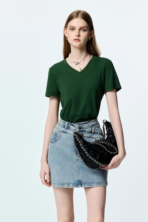 V-neck Contrast Stitch Detail Tee,T-shirts