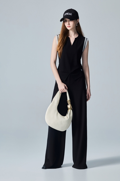 Contrast Trim Detail Sports Style Vest,,Contrast Trim Detail Sports Style Vest,Tops,Season (SS) Look,Culottes,Season (SS) Look,pants,Tops,Season (SS) Look,White tops,Culottes,Season (SS) Look,pants,Embroidered,Season (AW) Look,Midi skirts,Black skirts,sleeveless tops,Tops,White tops,Season (AW) Look,sleeveless tops,black tops,sleeveless tops,Tops,White tops,Season (AW) Look,sleeveless tops,black tops