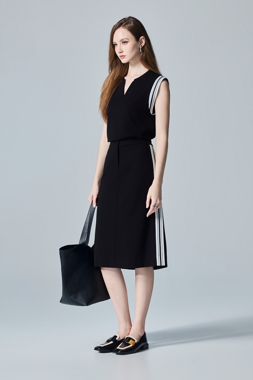 Contrast Trim Detail Sports Style Vest,,Contrast Trim Detail Sports Style Vest,Tops,Season (SS) Look,Culottes,Season (SS) Look,pants,Tops,Season (SS) Look,White tops,Culottes,Season (SS) Look,pants,Embroidered,Season (AW) Look,Midi skirts,Black skirts,sleeveless tops,Tops,White tops,Season (AW) Look,sleeveless tops,black tops,sleeveless tops,Tops,White tops,Season (AW) Look,sleeveless tops,black tops