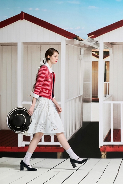 Hollow Out Embroidery Marine Motif Midi Skirt