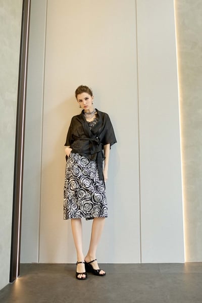 Rose Print Midi Pencil Skirt