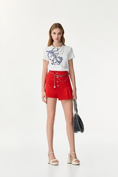 Front Pleat Detail Red Skorts