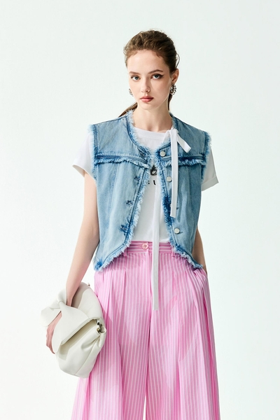 Fray Trim Denim Washed Vest