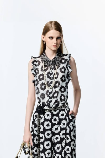 Ruffle Sleeve Hand Sketched Floral Print Vest