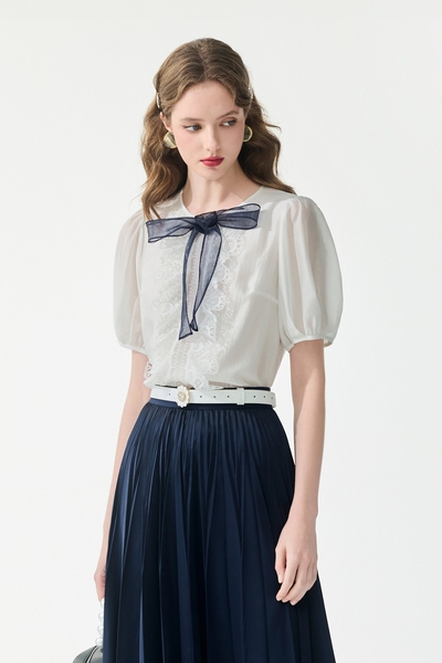 Contrast Bow Short Sleeve Top