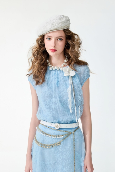 Contrast Floral Brooch Lace Top