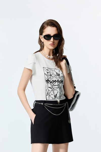 Floral Grapic Petal Sleeve Tee