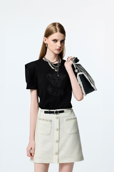 Pointed Cap Sleeve Floral Detail Top