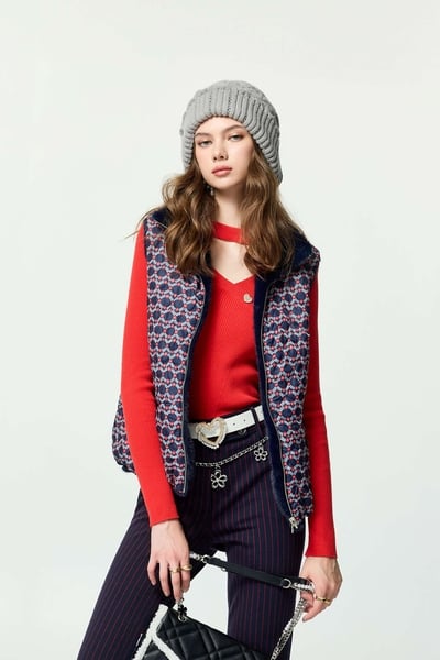 Long Sleeve Hollow Neckline Knit Top