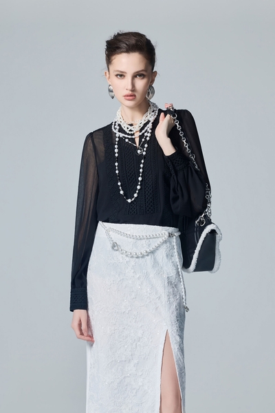 Lace Trim Detail Chiffon Top