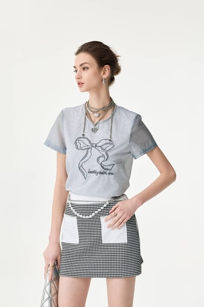 Bow Embroidery Graphic Short Sleeve Tee