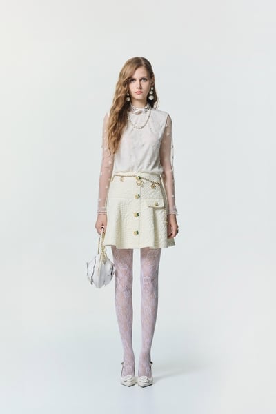 Embossed Floral Short Skirt