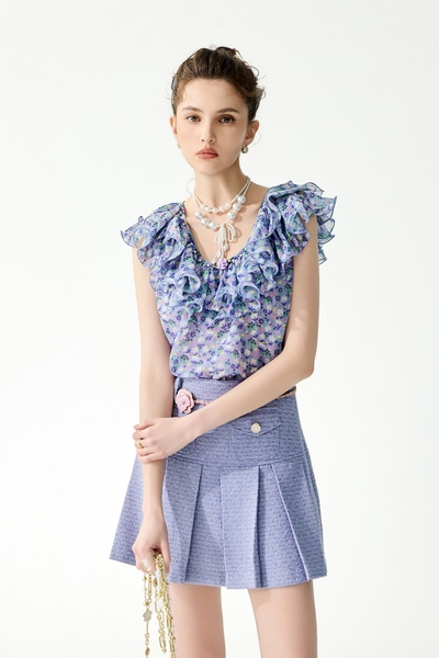 Floral Print Ruffle Neckline Top