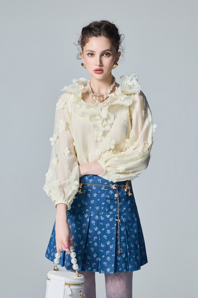Pleated Ruffle Detail Floral Long Sleeve Top