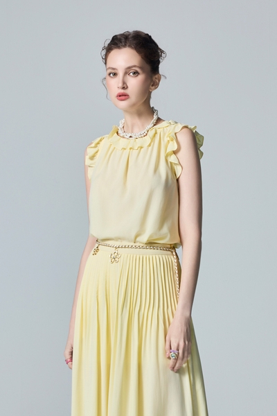 Ruffle Detail Vest