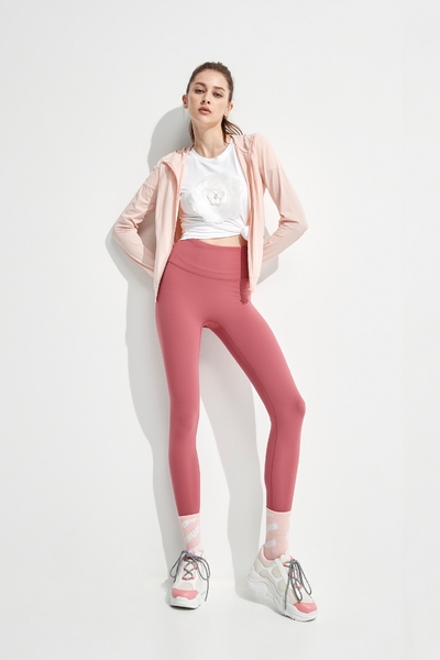 Ultra-Stretched Yoga Pants_Crossover