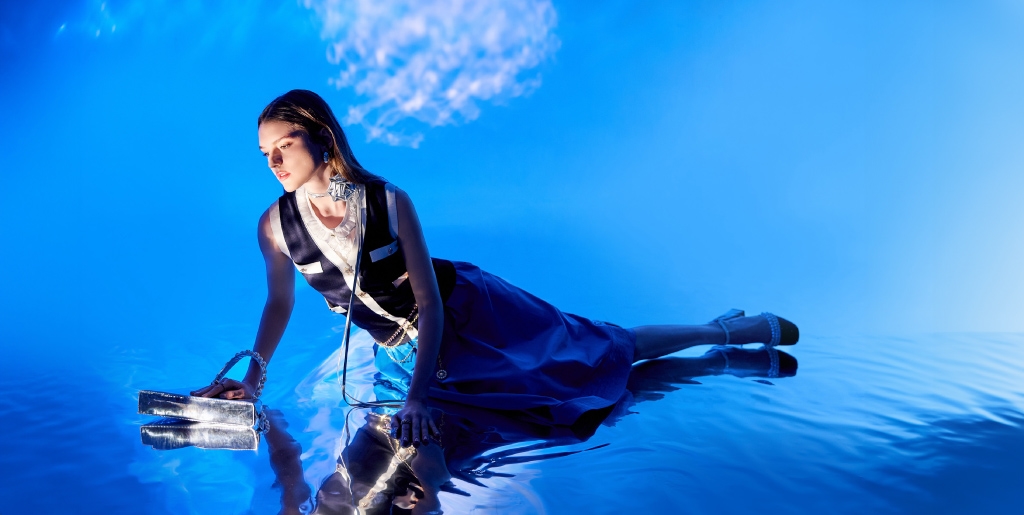 Intellectual And Chic