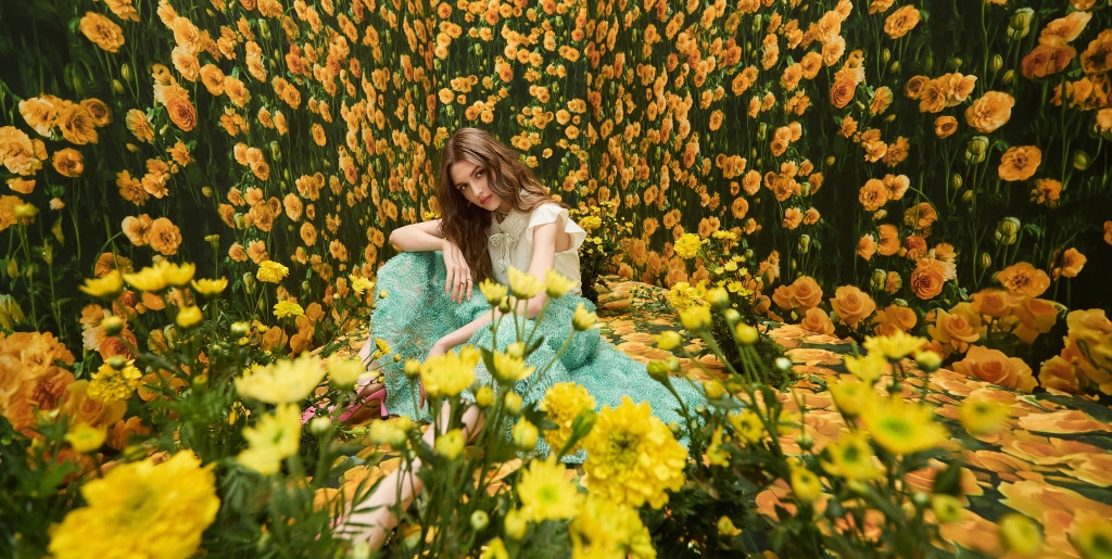 Floral artistic conception